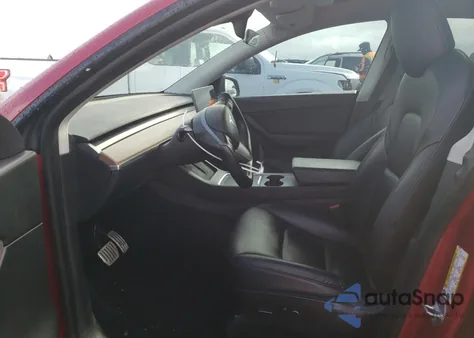 2021 Tesla Model Y из США, поврежденный, VIN 5YJYGDEF9MF194828